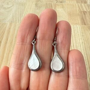 Vintage 925 sterling silver mother of pearl teardrop earrings on hooks